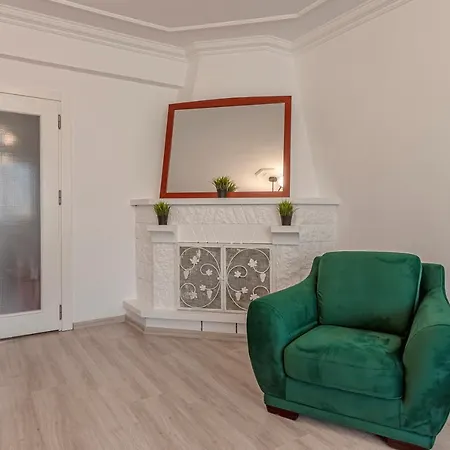 Melissas Lara Apartment