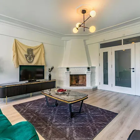 Melissas Lara Apartment
